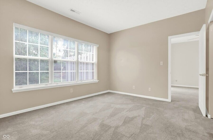 Building Photo - 3701 Magenta Ln