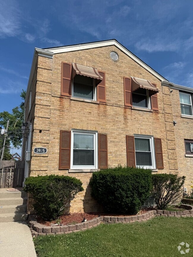 Building Photo - Charming Renovated Home for Rent