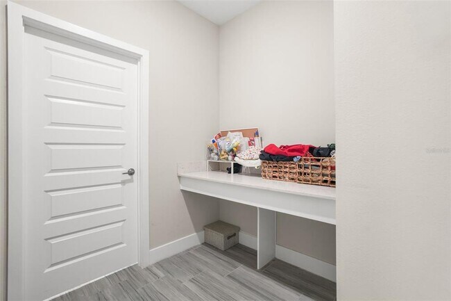 Building Photo - 9890 Red Bay Lp