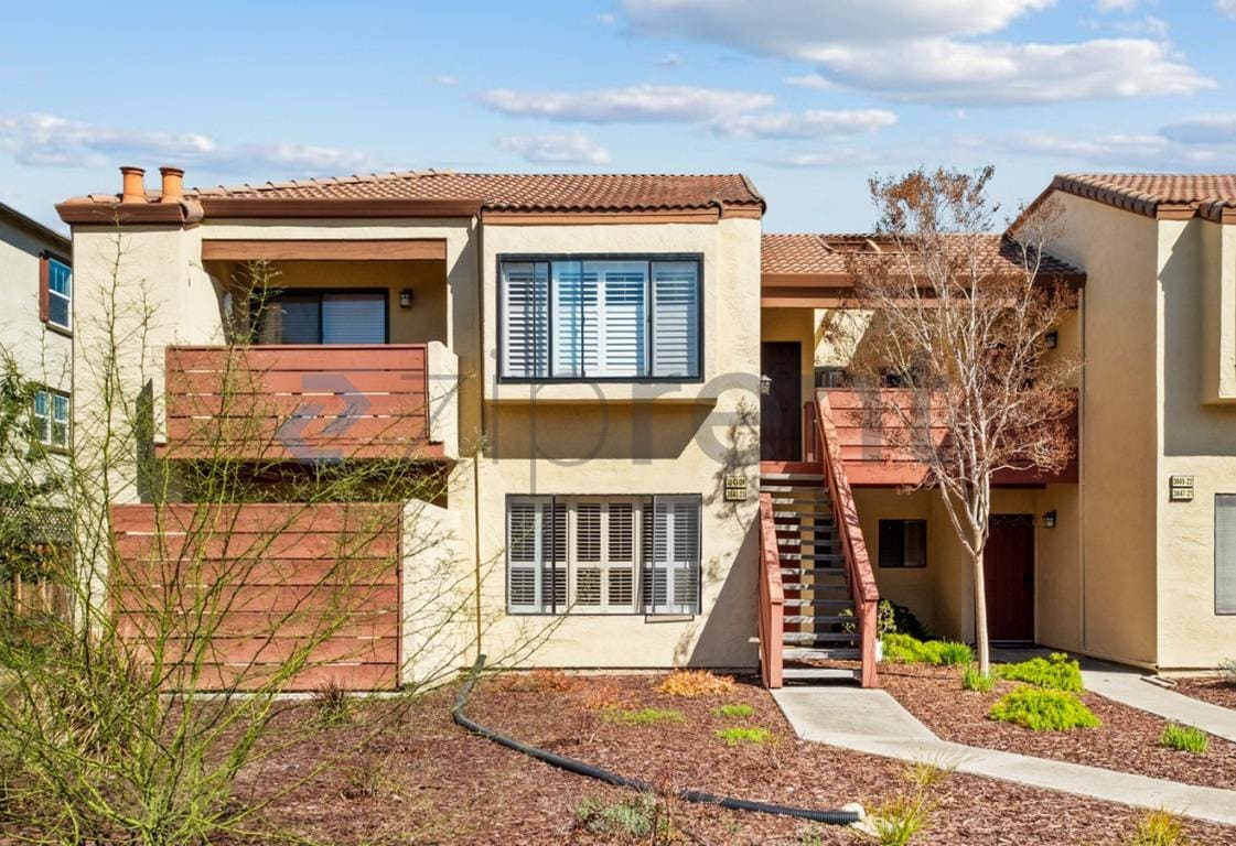 Building Photo - 3841 Milton Terrace