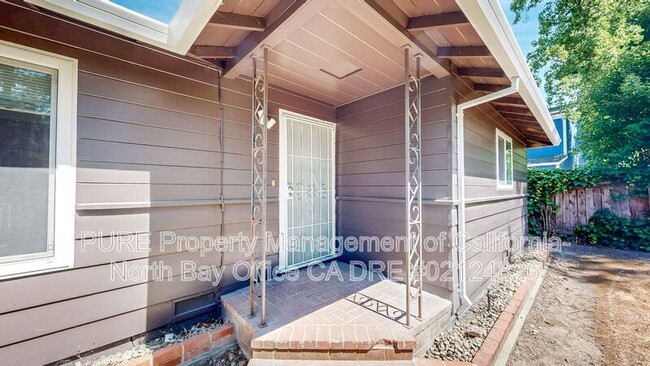 Building Photo - 791 Dutton Ave