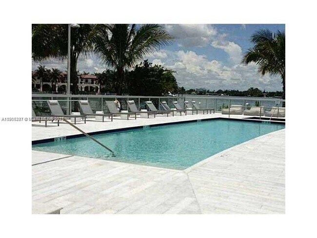 Building Photo - 6700 Indian Creek Dr