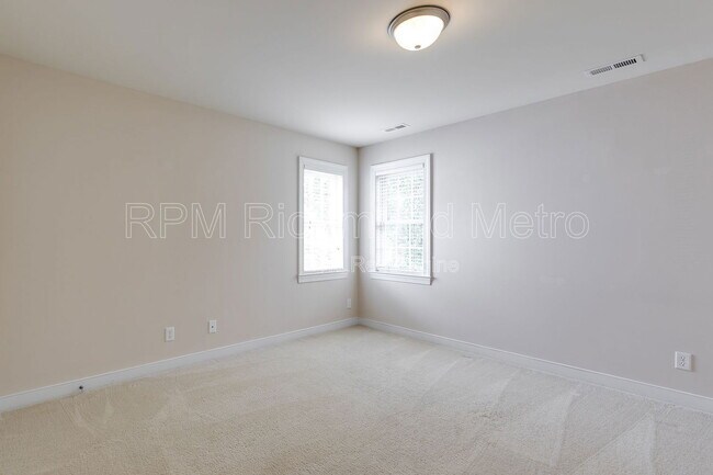 Building Photo - 7667 Patriots Landing Pl