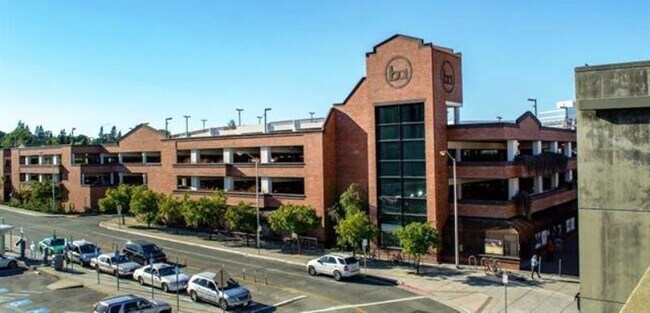 Building Photo - 1624 San Miguel Dr