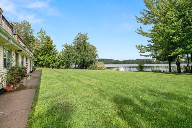 Primary Photo - Kiamesha Lake