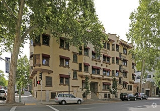 Building Photo - Maydestone