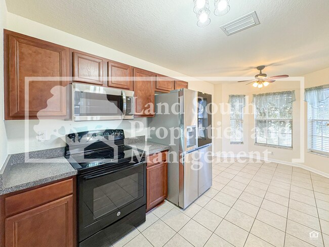 Building Photo - 8755 Fort Socrum Village Way