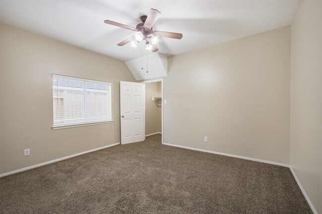 Building Photo - 15810 Cypress Hall Dr