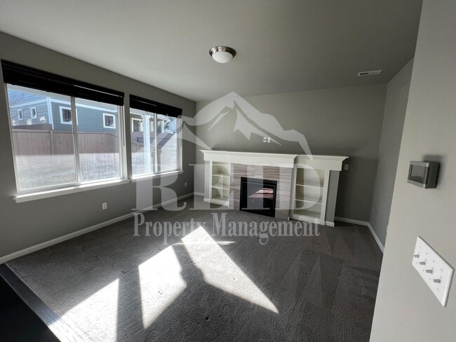 Building Photo - 3887 Portside Dr