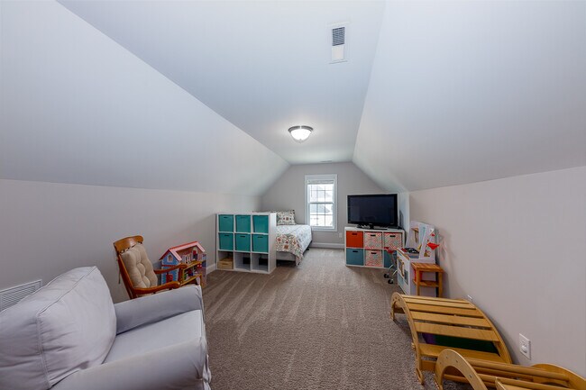 Building Photo - 3006 Weathersby Dr