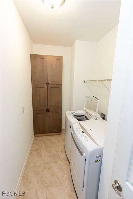 Building Photo - 3770 Tilbor Circle