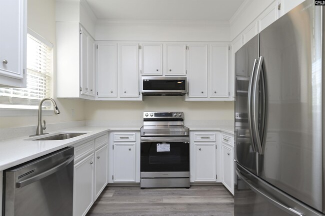 Building Photo - 110 Hutto Hill