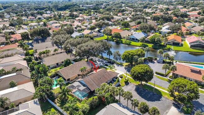 Building Photo - 190 Temple Ave