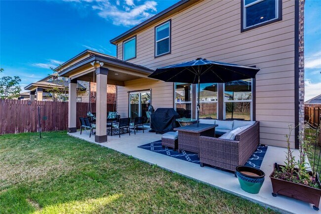 Building Photo - 17409 Crazy Arm Rd