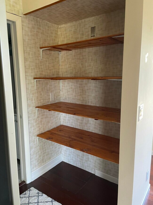 Building Photo - 22976 Oxford Pl