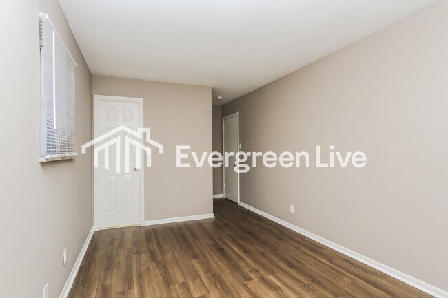 Building Photo - 9701 Ellist Ct