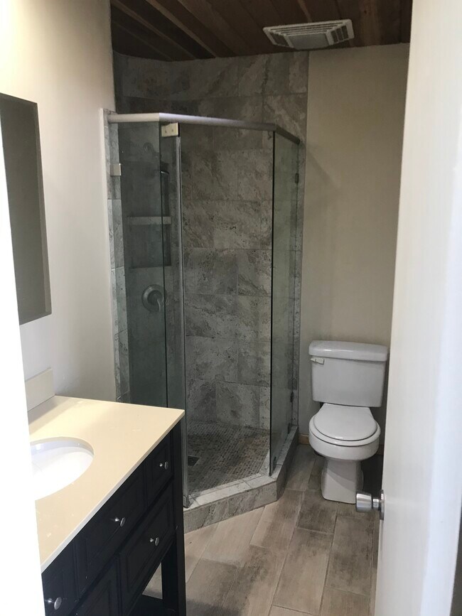bathroom - 2365 Fellowship Park Way