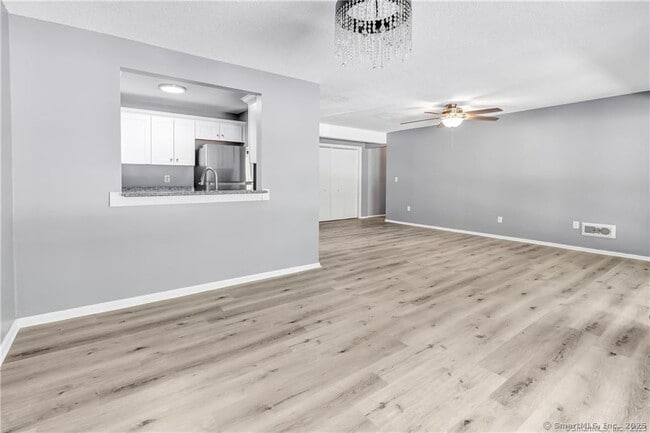Building Photo - 175 Mill Pond Rd