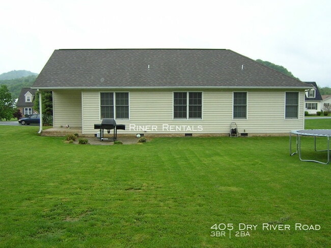 Building Photo - 405 Dry River Rd