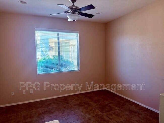 Building Photo - 18252 W Buena Vista Dr