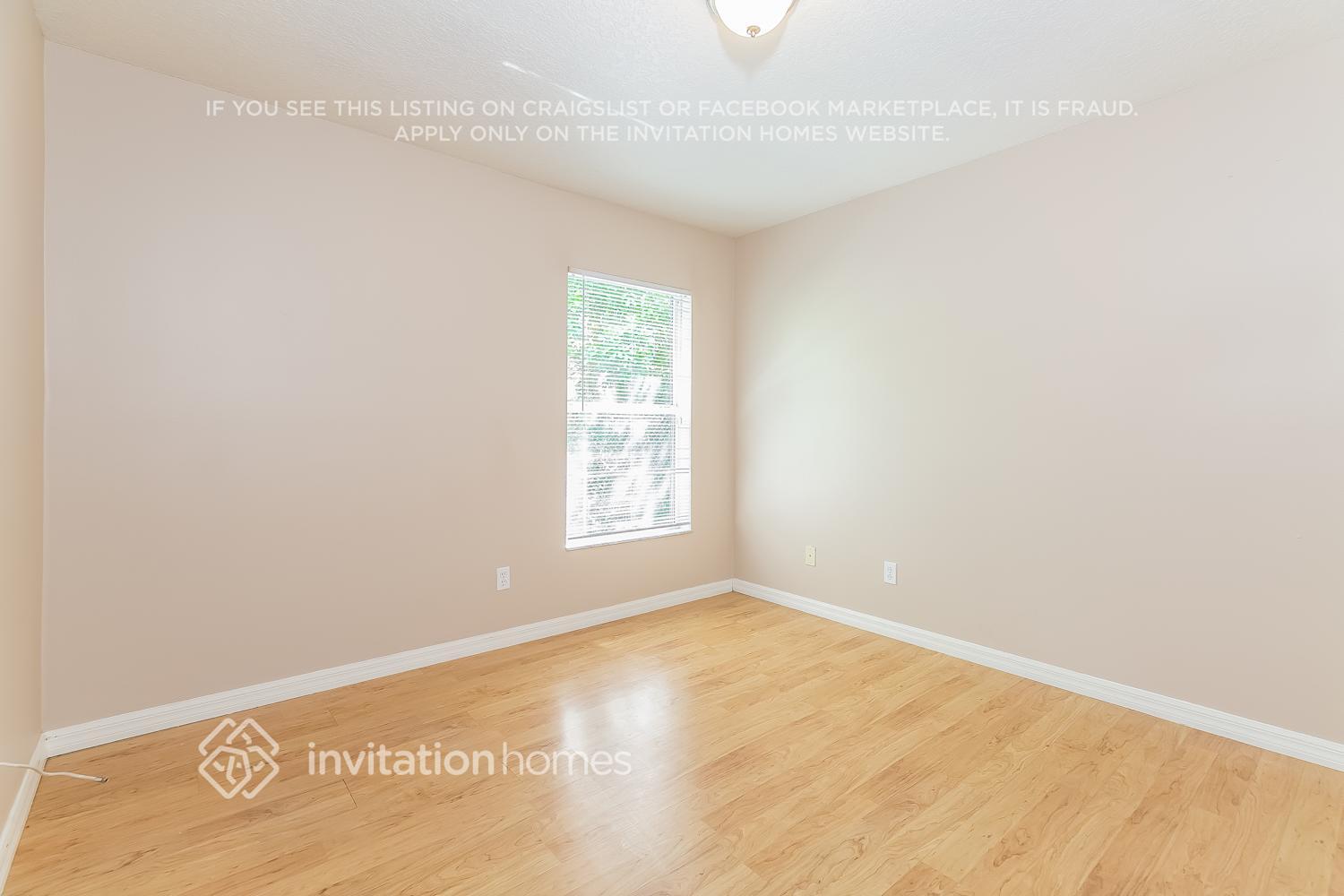 Building Photo - 949 SW California Blvd