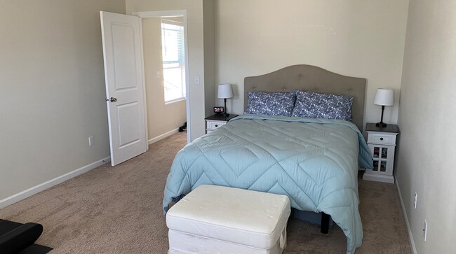 Building Photo - Modern & Spacious 5-Bedroom Home in Desirable Sultan Community