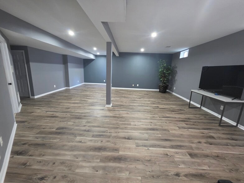 Building Photo - 6021 Smooth Stone Pl