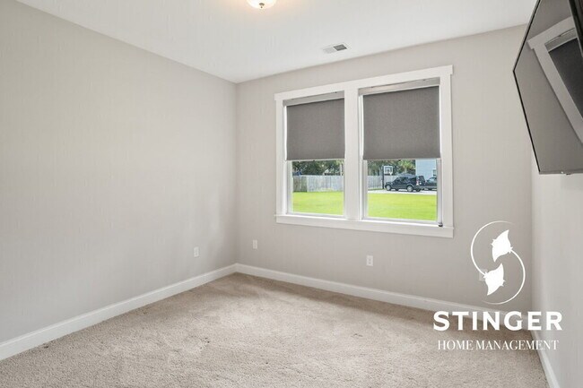 Building Photo - 10 White Ibis Dr