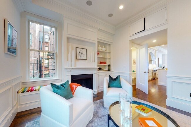 Building Photo - 4 Otis Pl