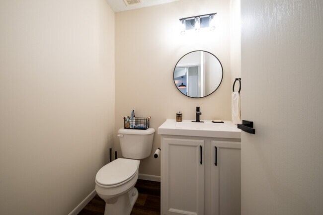 Building Photo - 4275 Merrimac Lane North