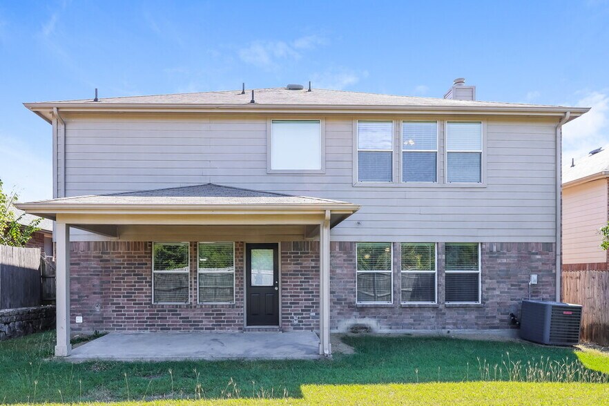 Building Photo - 2405 Becard Dr