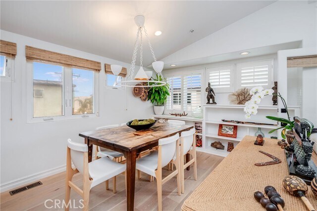 Building Photo - 433 Marine Pl