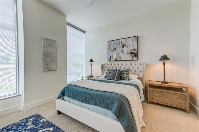 Building Photo - 2795 Peachtree Rd NE