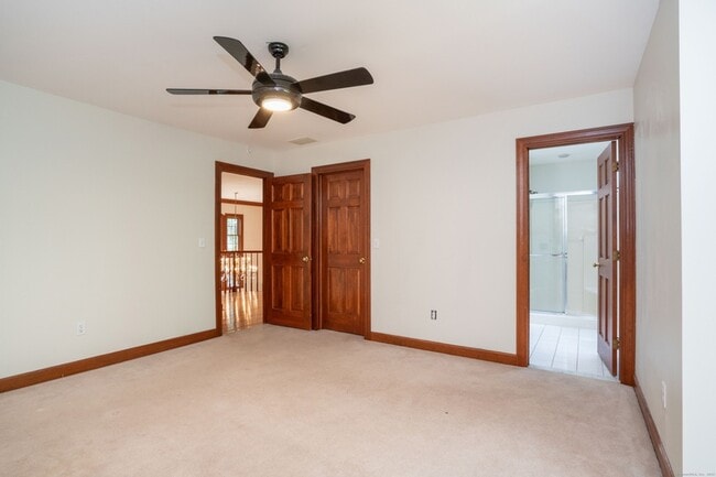 Building Photo - 3 Eton Pl