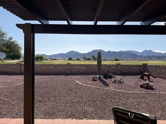 Building Photo - 3 to 6 Month Rental with Golf course views
