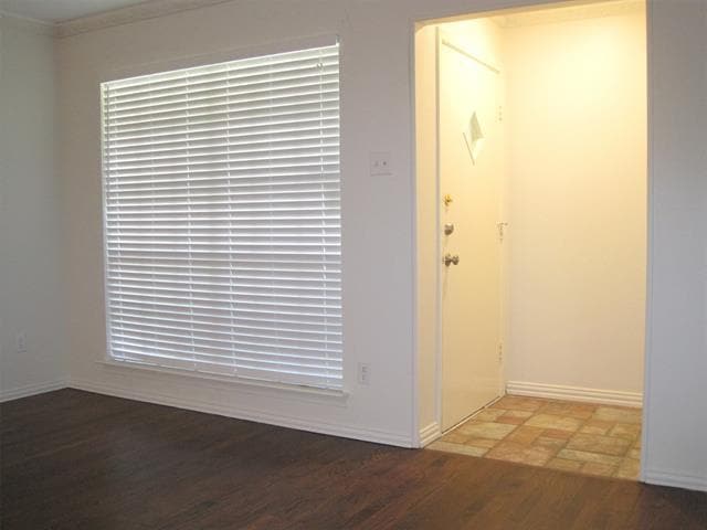 Building Photo - 7482 Walling Ln