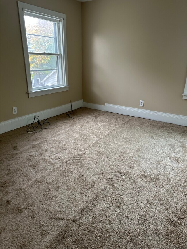 Building Photo - 297 Cedarwood Ter