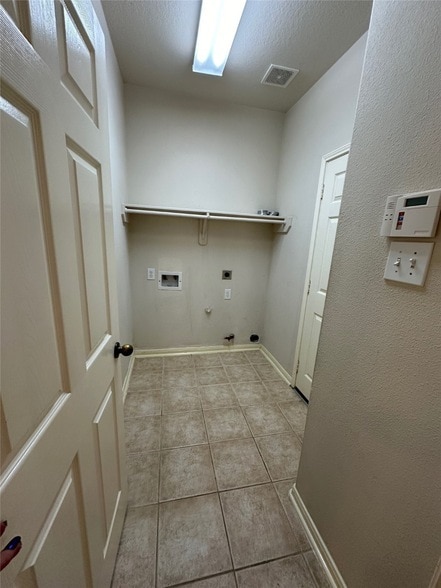 Building Photo - 13615 Braydon Bend Dr