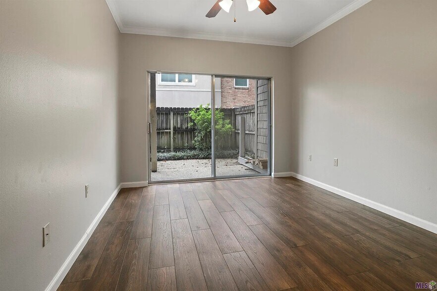 Building Photo - 8155 Jefferson Hwy