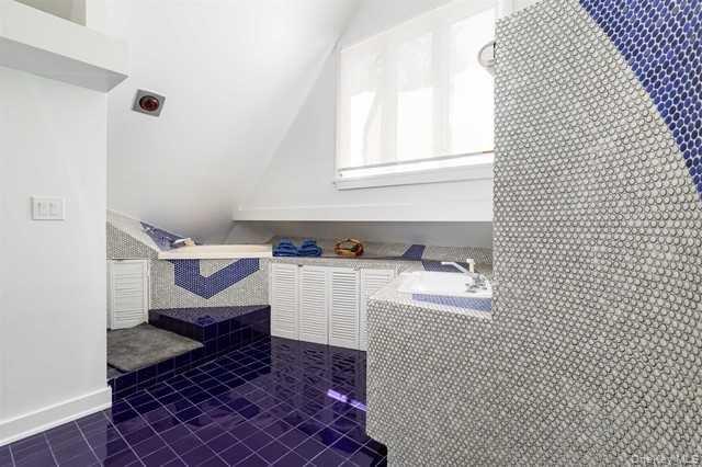 Building Photo - 11 Old Depot Way