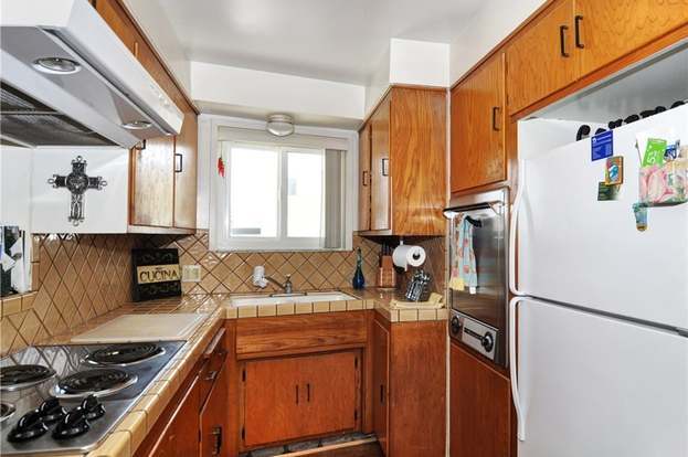 Building Photo - 111 19th St