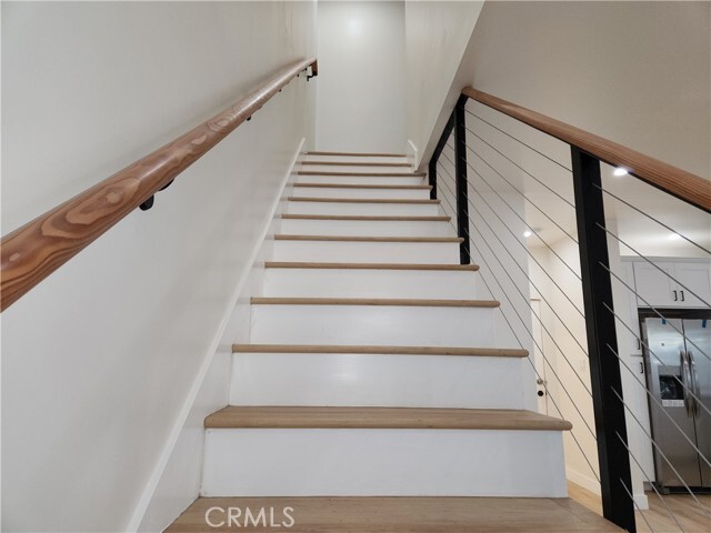 Building Photo - 18252 Saticoy St