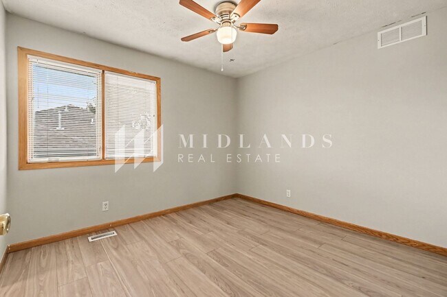 Building Photo - 15613 Timberlane Dr