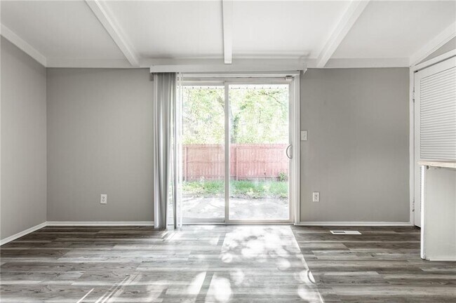 Building Photo - 2322 Silver Maple Ct
