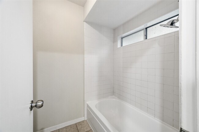 Building Photo - 5106 Spruce Forest Dr