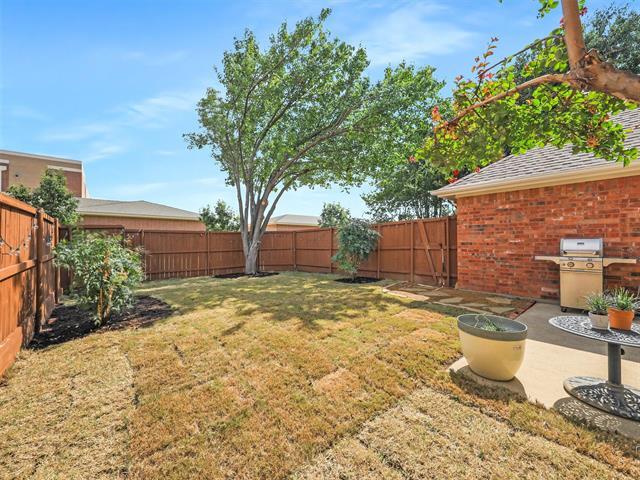 Building Photo - 2709 Vail Dr