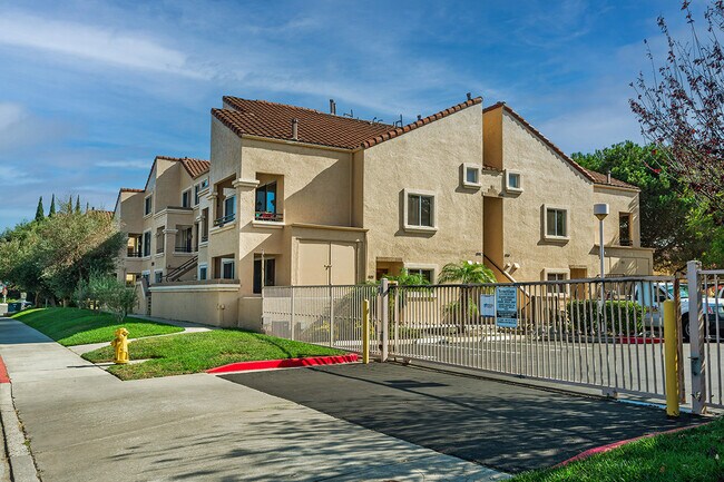 Building Photo - 3987 Nobel Dr