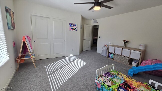 Building Photo - 10971 Meridian Flds Ave