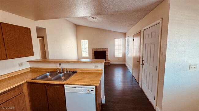 Building Photo - 2685 Bryandouglas Dr