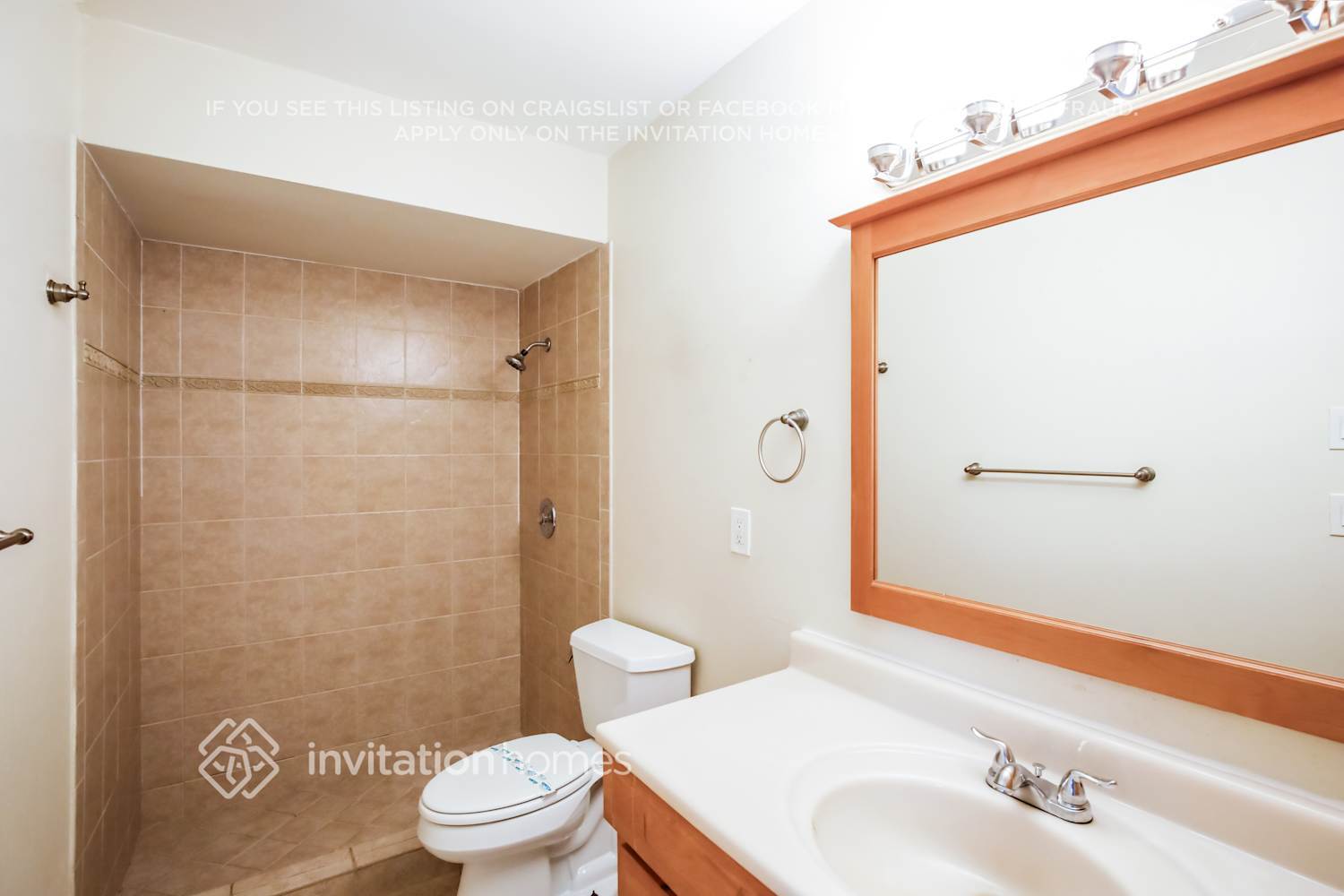 Building Photo - 5313 SW 118th Ave